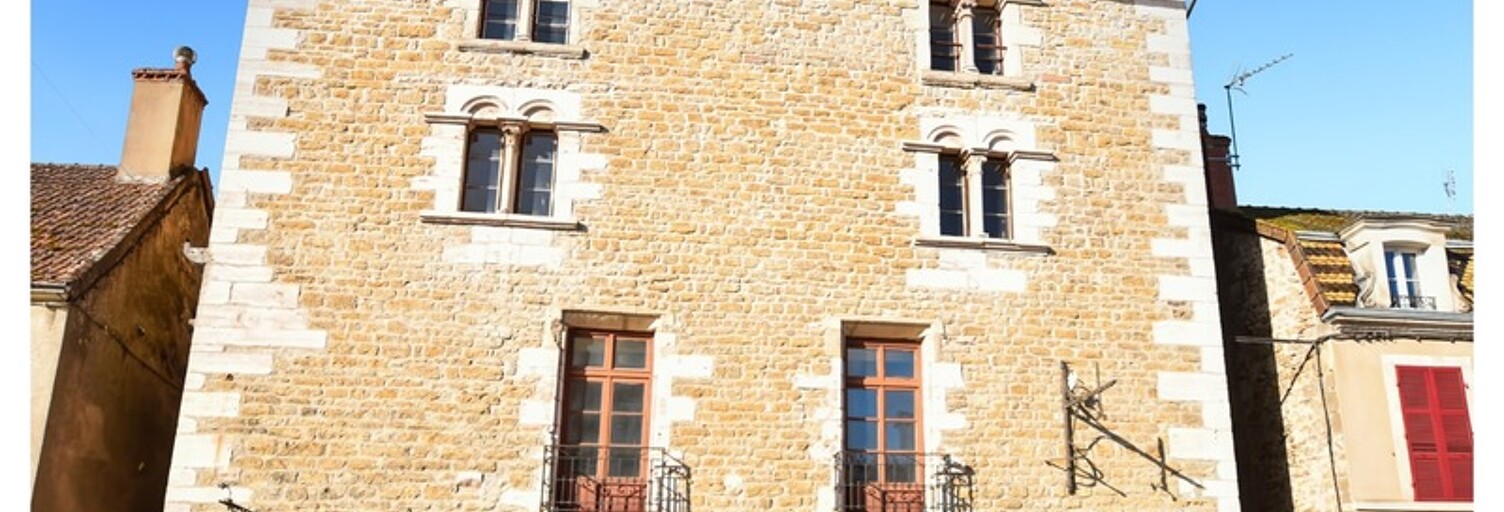 Maison 10 Pièces 227 m² à vendre à Couches (71490)