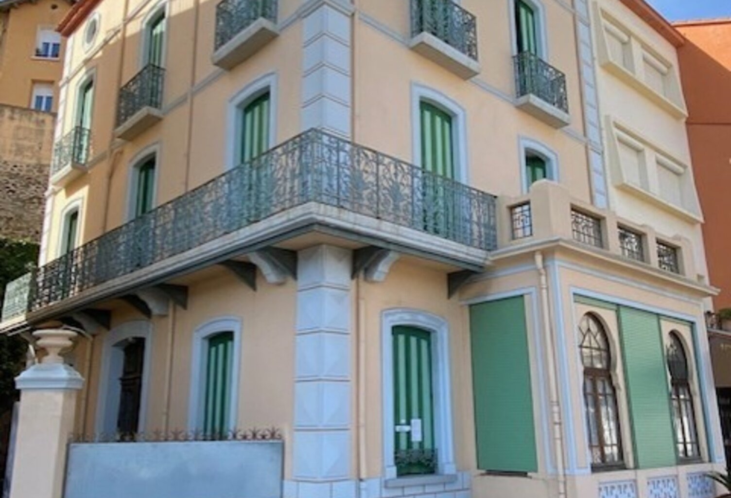 Bien d'exception en front de mer - Appartement T1 bis dans une maison de maître classée - Cerbère — photo 1