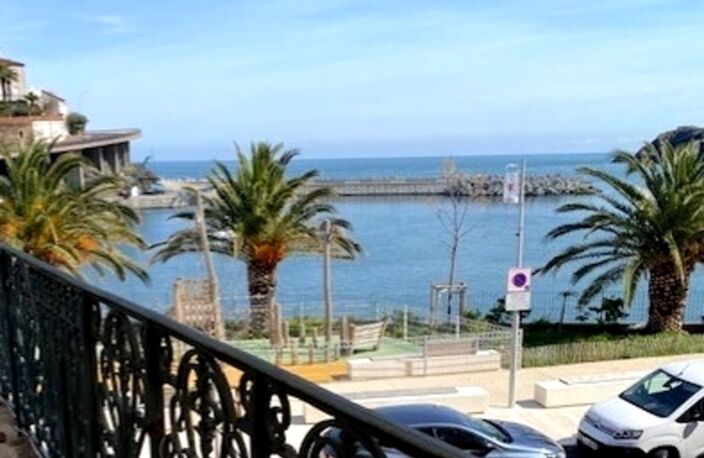 Bien d'exception en front de mer - Appartement T1 bis dans une maison de maître classée - Cerbère — photo 4