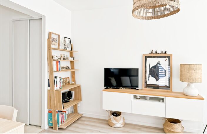 Appartement à vendre 2 pièces de 35m2 au 1er étage avec ascenseur, loggia, parking et local à vélos — photo 5
