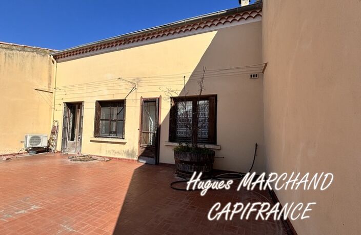 LESPIGNAN - Maison de village avec jardin et grand garage – Fort potentiel ! — photo 3
