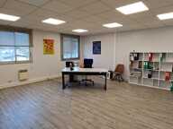 Local/bureau de 34,30 m2 à vendre LILLEBONNE (76170) Immeuble FUTURA — photo 2