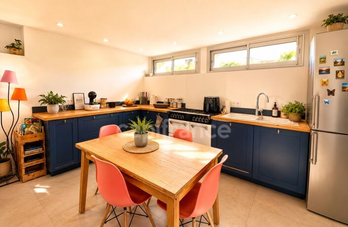 Maison d'architecte avec 3 chambres, toit terrasse, très belles prestations à vendre à Mauguio (34130) — photo 3