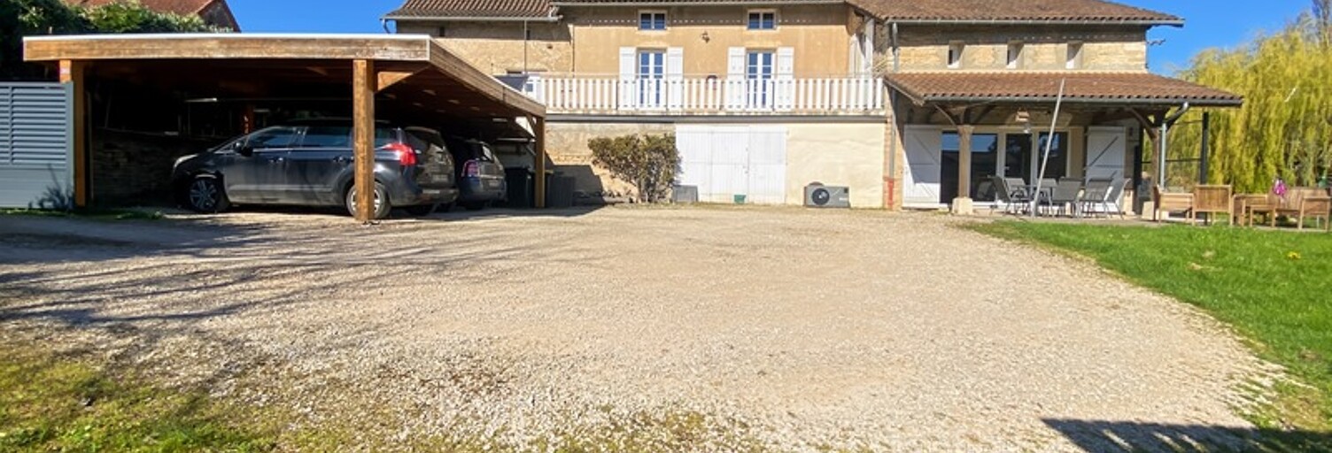 Maison 8 Pièces 262 m² à vendre à Jugy (71240)