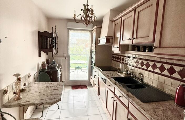 Appartement à vendre 5 pièces  (78) 97 m² - 3 chambres - terrasse - 2 garages - cave — photo 5