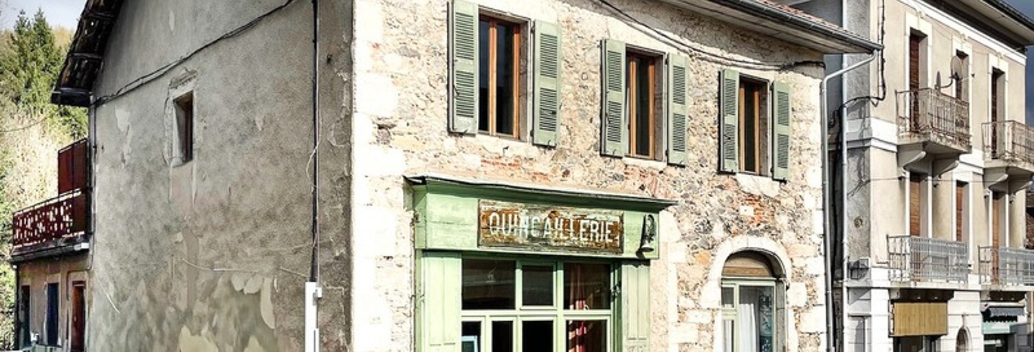 Maison 8 Pièces 180 m² à vendre à Saint-Geoire-en-Valdaine (38620)