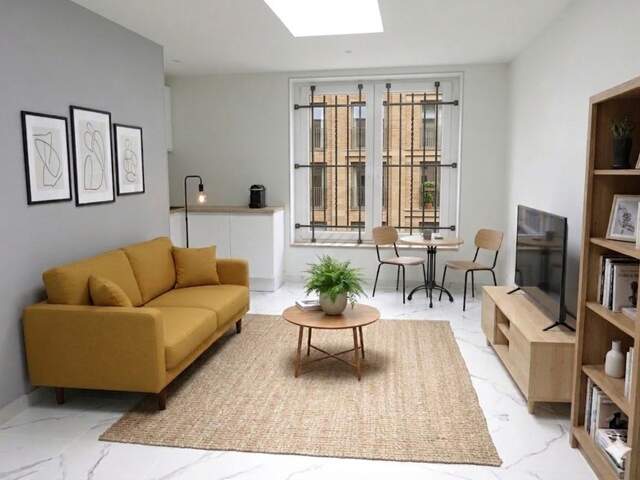 Appartement à vendre 2 pièces SAINT DENIS (93) — photo du bien