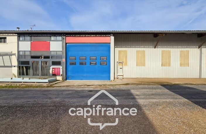 Entrepôt/bureau à vendre de 392 m² (71) — photo 4