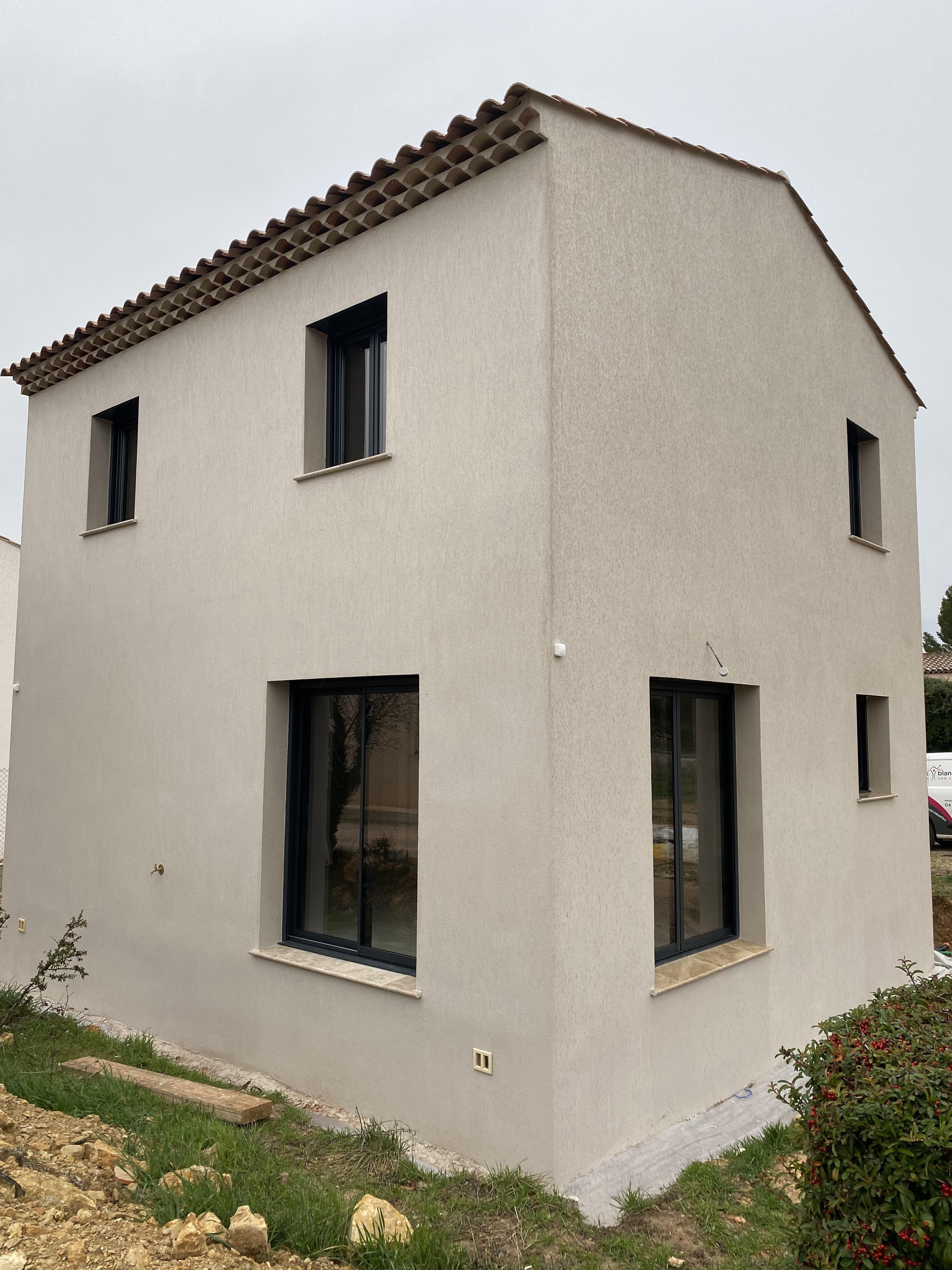 Villa / Maison  à vendre Saint-Maximin-la-Sainte-Baume 83470