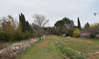 Terrain 2400 m² à construire Saint-Maximin-la-Sainte-Baume (83470)