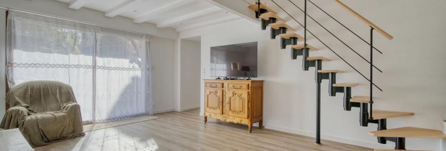 Maison 6 Pièces 154 m² à vendre à Saint-Hilaire-de-Villefranche (17770)