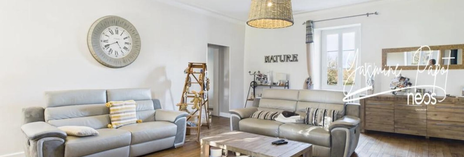 Maison 9 Pièces 280 m² à vendre à Saint-Martin-de-Saint-Maixent (79400)