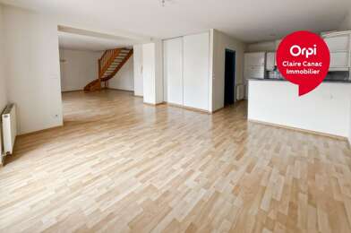 Appartement 3 pièces 735 €