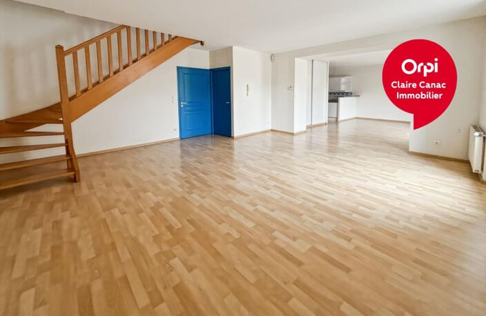 Appartement À Louer — photo 2