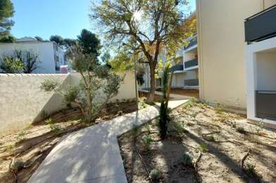 Appartement 3 pièces 968 €