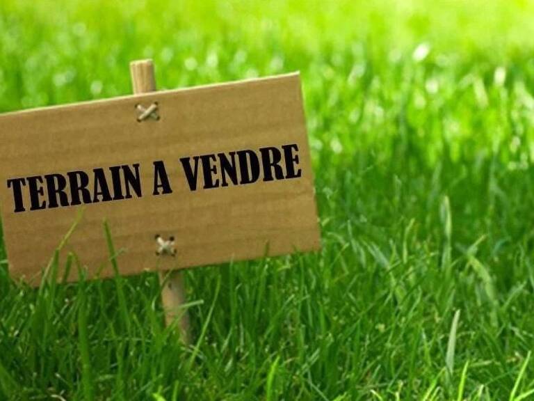 Terrain À Vendre — photo 1