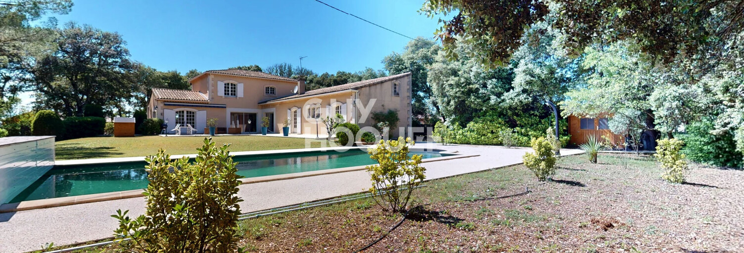 Maison 6 Pièces 235 m² à vendre à Carpentras (84200)