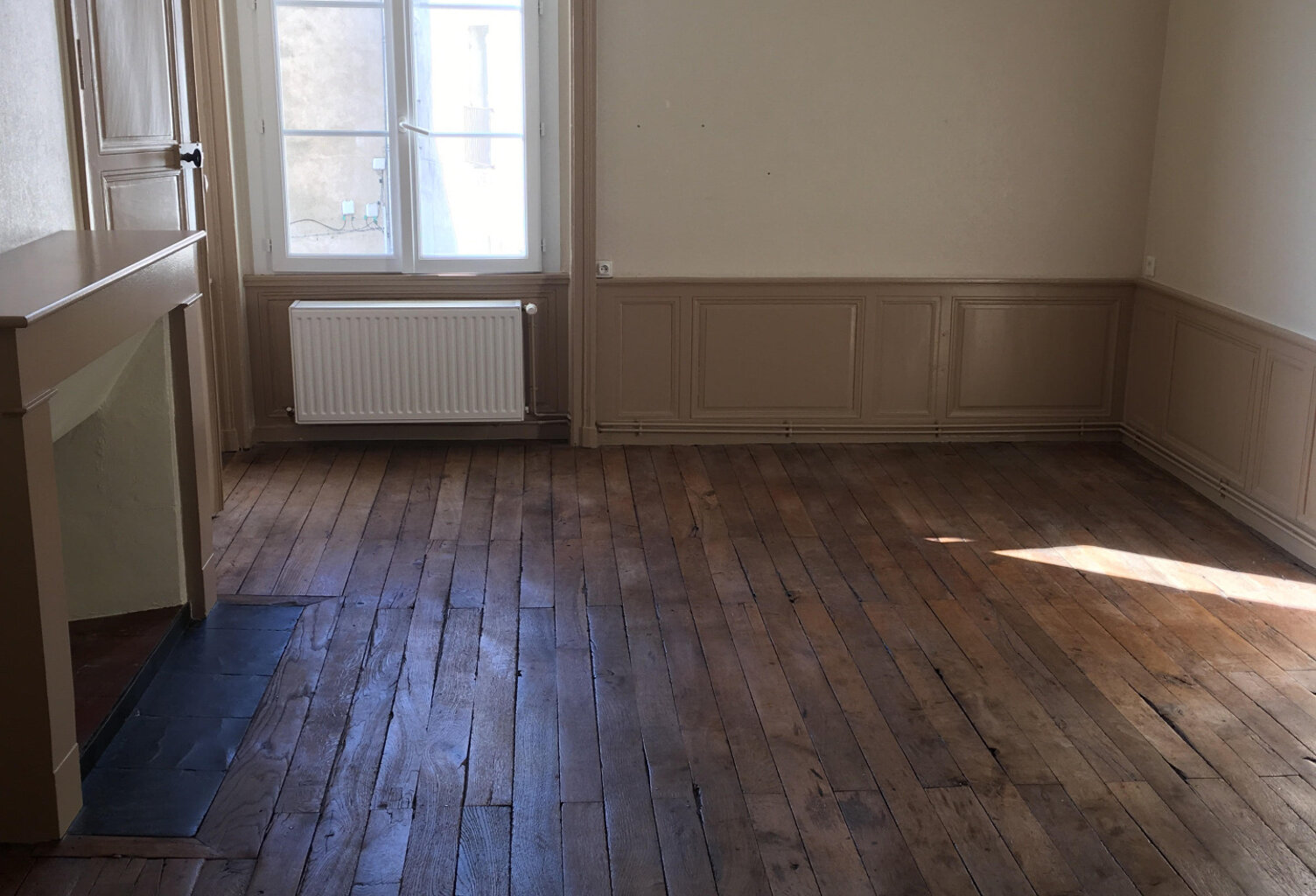 APPARTEMENT T2 - PROCHE BLOSSAC — photo 1