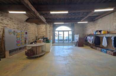 Commerce  298000 €