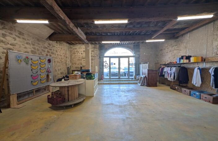 Bien Commercial À Vendre Pézenas — photo 2
