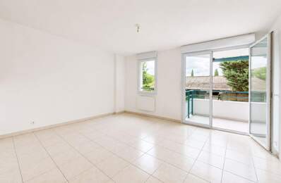T3 lumineux avec terrasse et 2 parkings, au calme absolu – Castelginest — photo du bien
