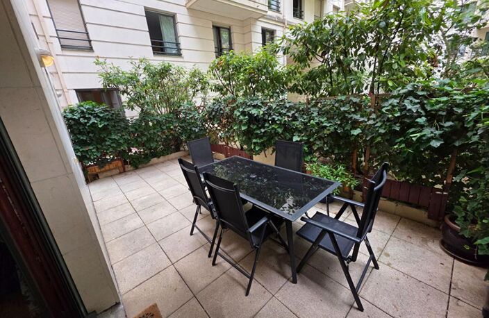 Appartement 3 pièces Rez-de-jardin  Paris 15e Quartier Beaugrenelle — photo 3