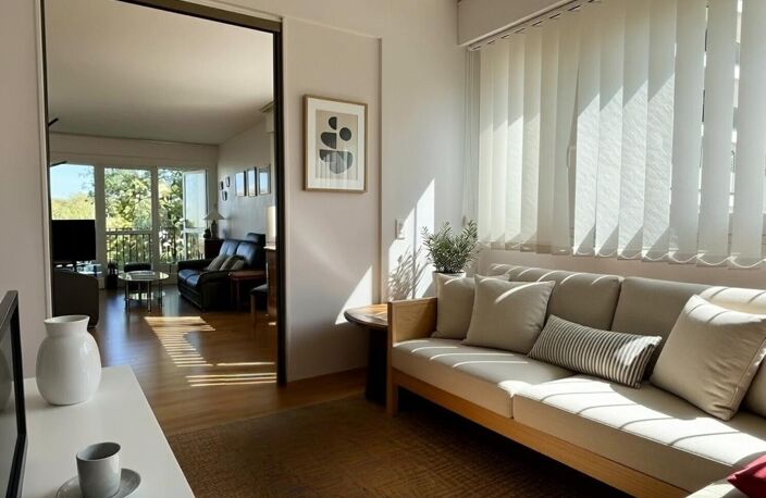 Appartement  de 111m², 3 chambres, balcon, 2 box et une cave — photo 4