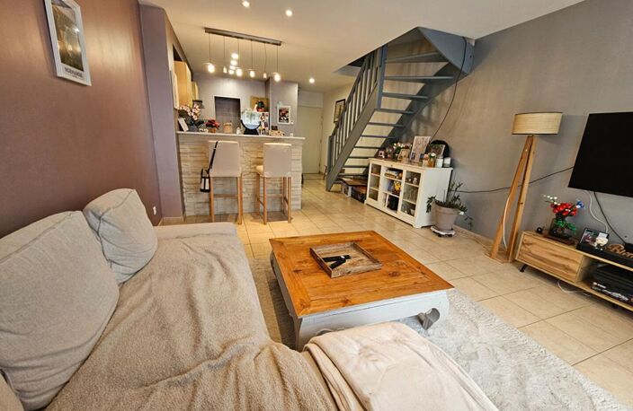 Appartement duplex 3 pièces, 68 m², Jardinet, 2 parkings — photo 2
