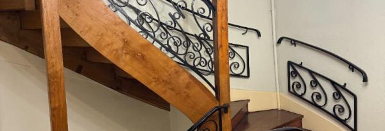 Immeuble  228 m² à vendre à Bourbon-l'Archambault (03160)