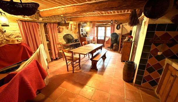 Maison de Village  3 pièces  à vendre Saint-Julien 83560