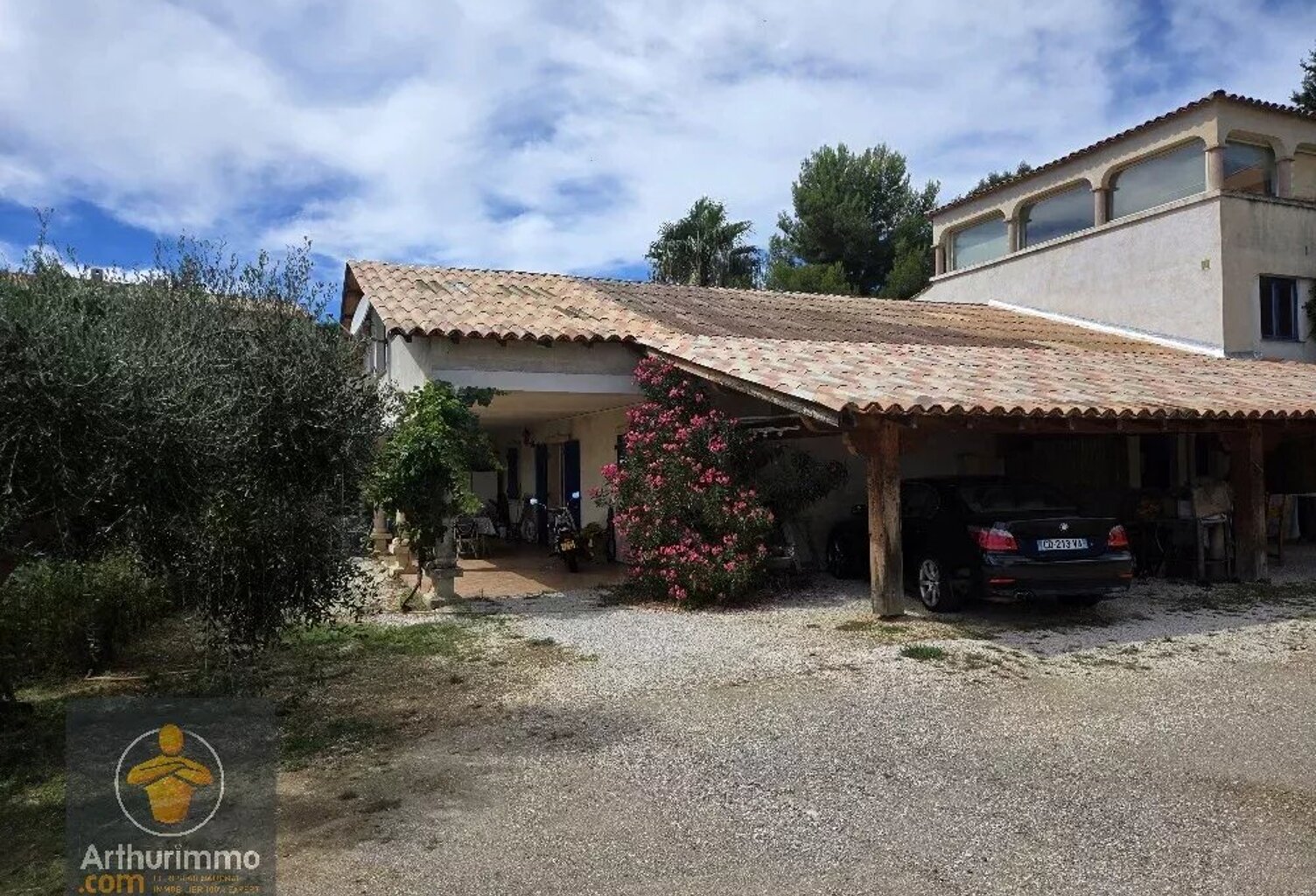 VILLA - 4 APPARTEMENTS — photo 1