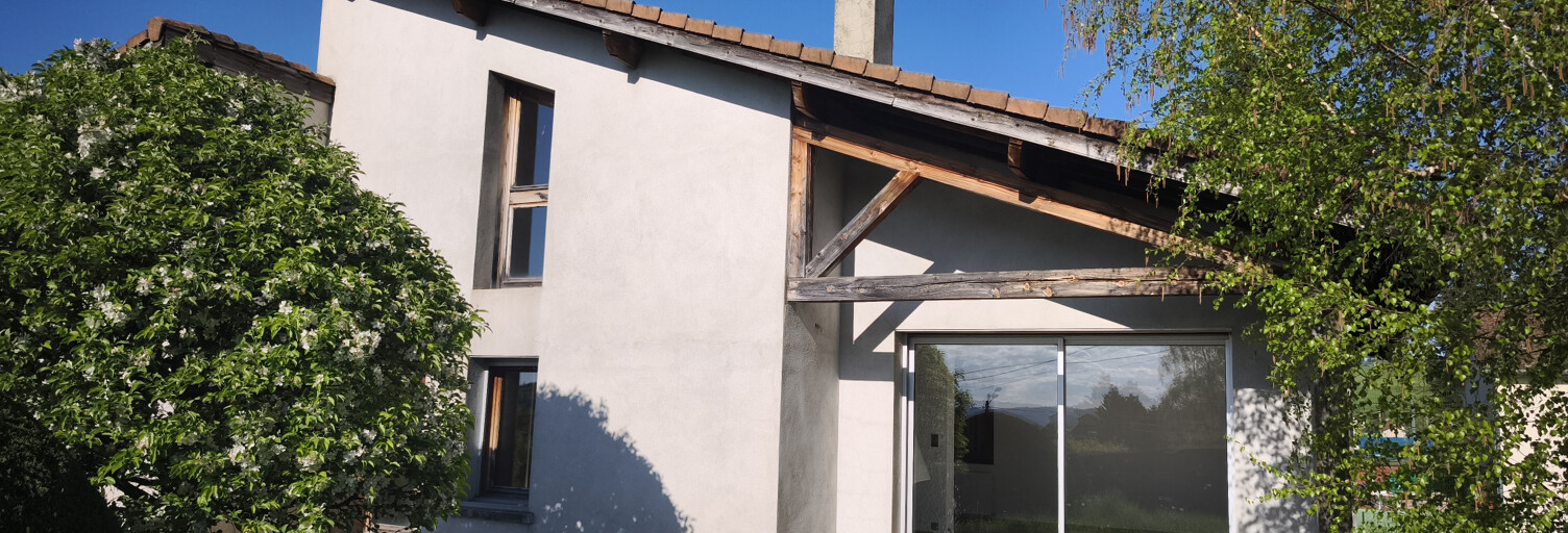 Maison 5 Pièces 150 m² à vendre à Le Chambon-Feugerolles (42500)