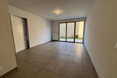 Appartement 2 pièces 860 €