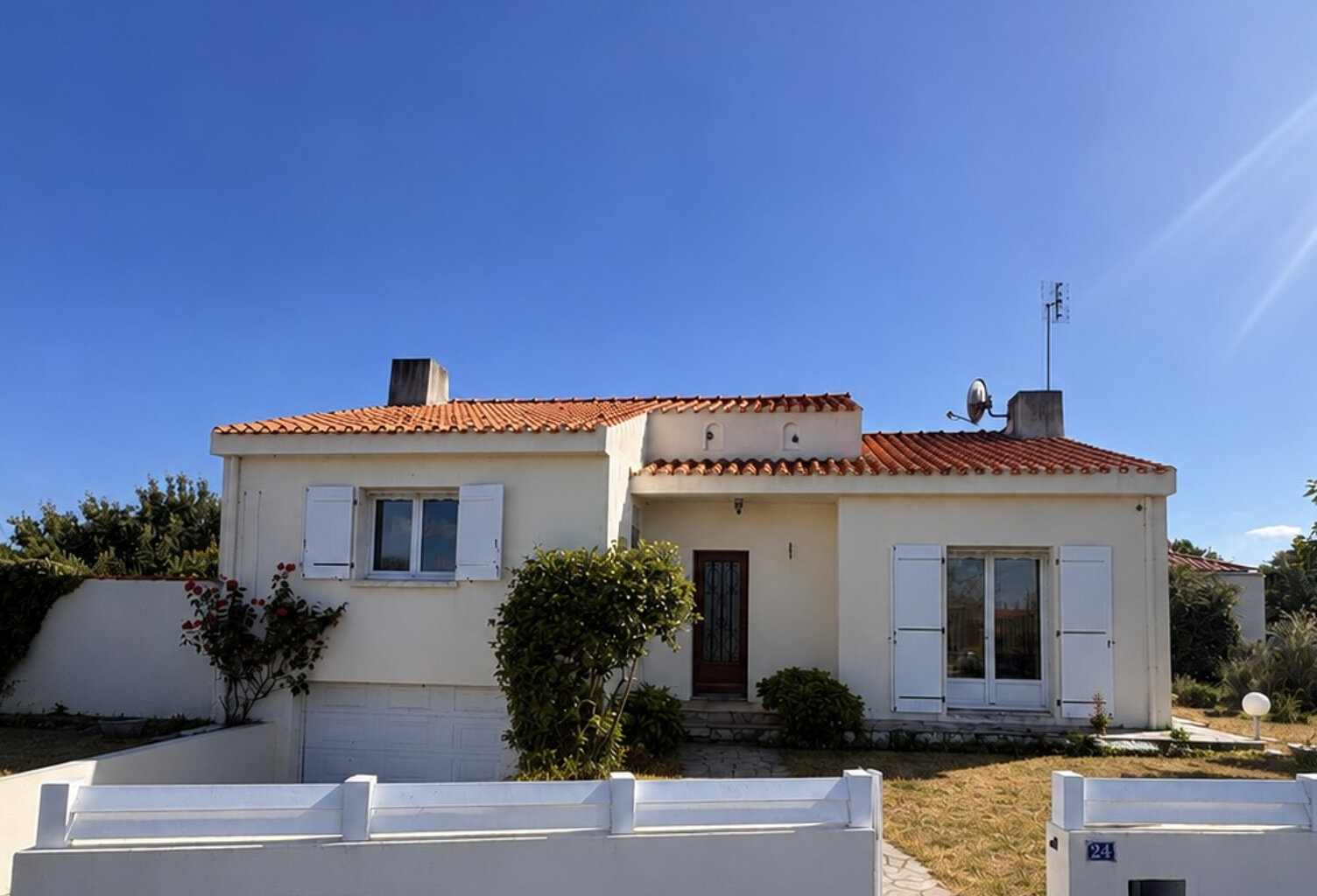 Maison à vendre - 4 pièces avec garage aux Sables-d'Olonne — photo 1