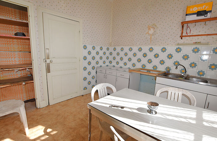 LAPALISSE CENTRE — photo 4