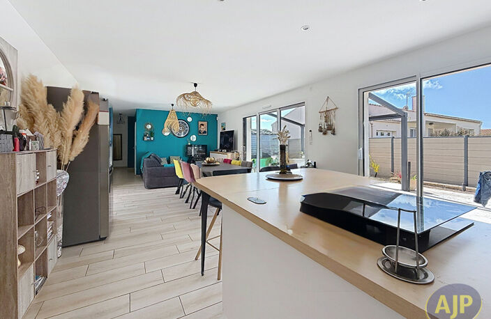 Maison Les Sables D Olonne, 3 chambres, garage — photo 2