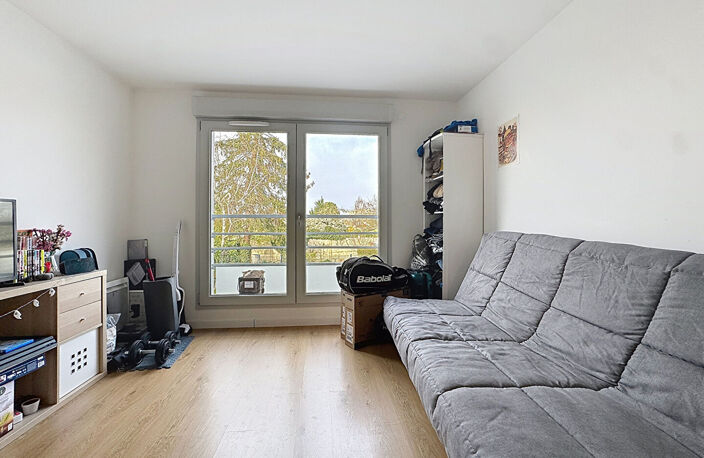 À VENDRE  - Studio lumineux - Vendu Loué - Secteur Rue de Bezannes - REIMS — photo 2