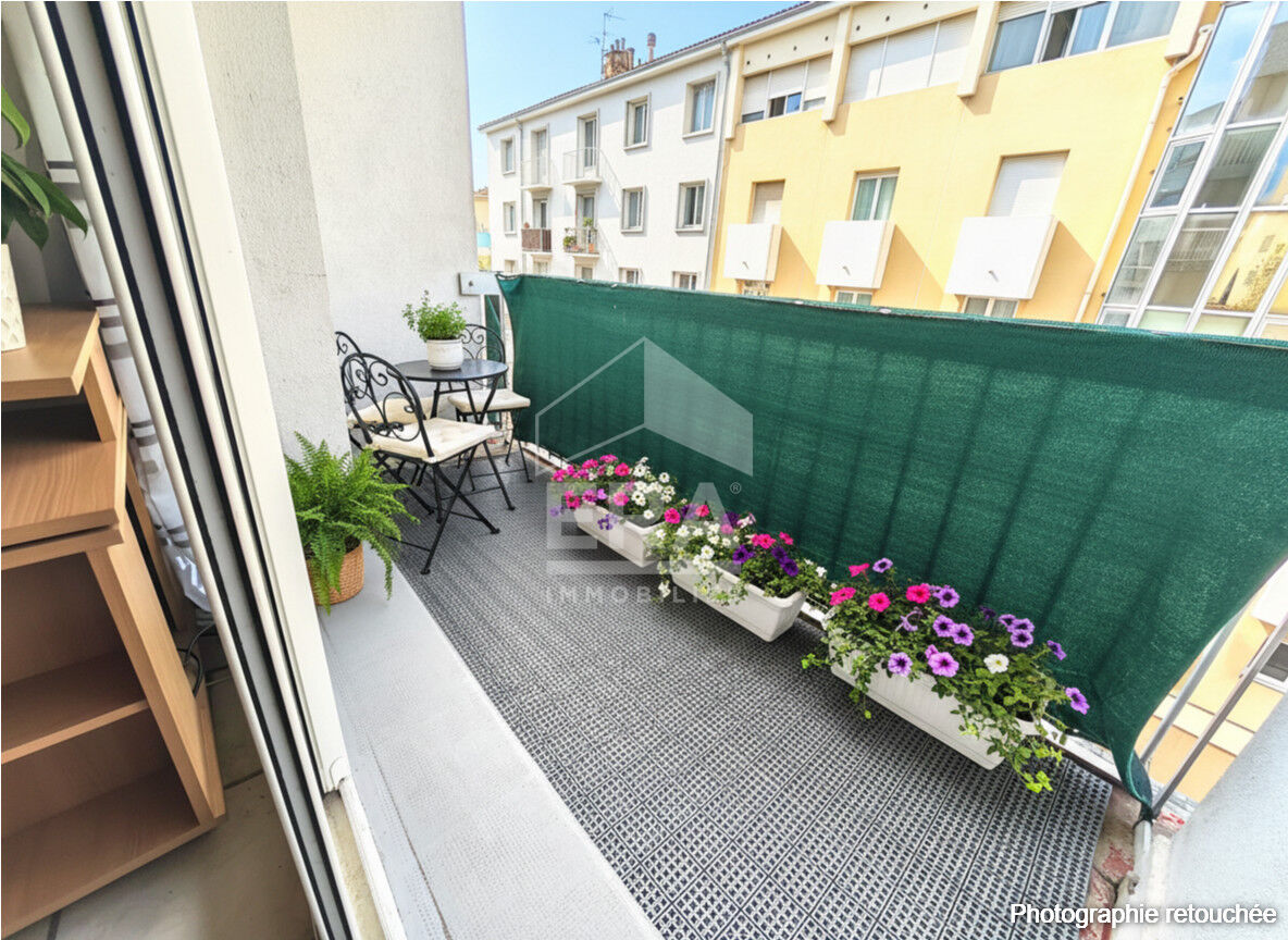 Marseille 5eme Appartement 3 pièces 74 m²