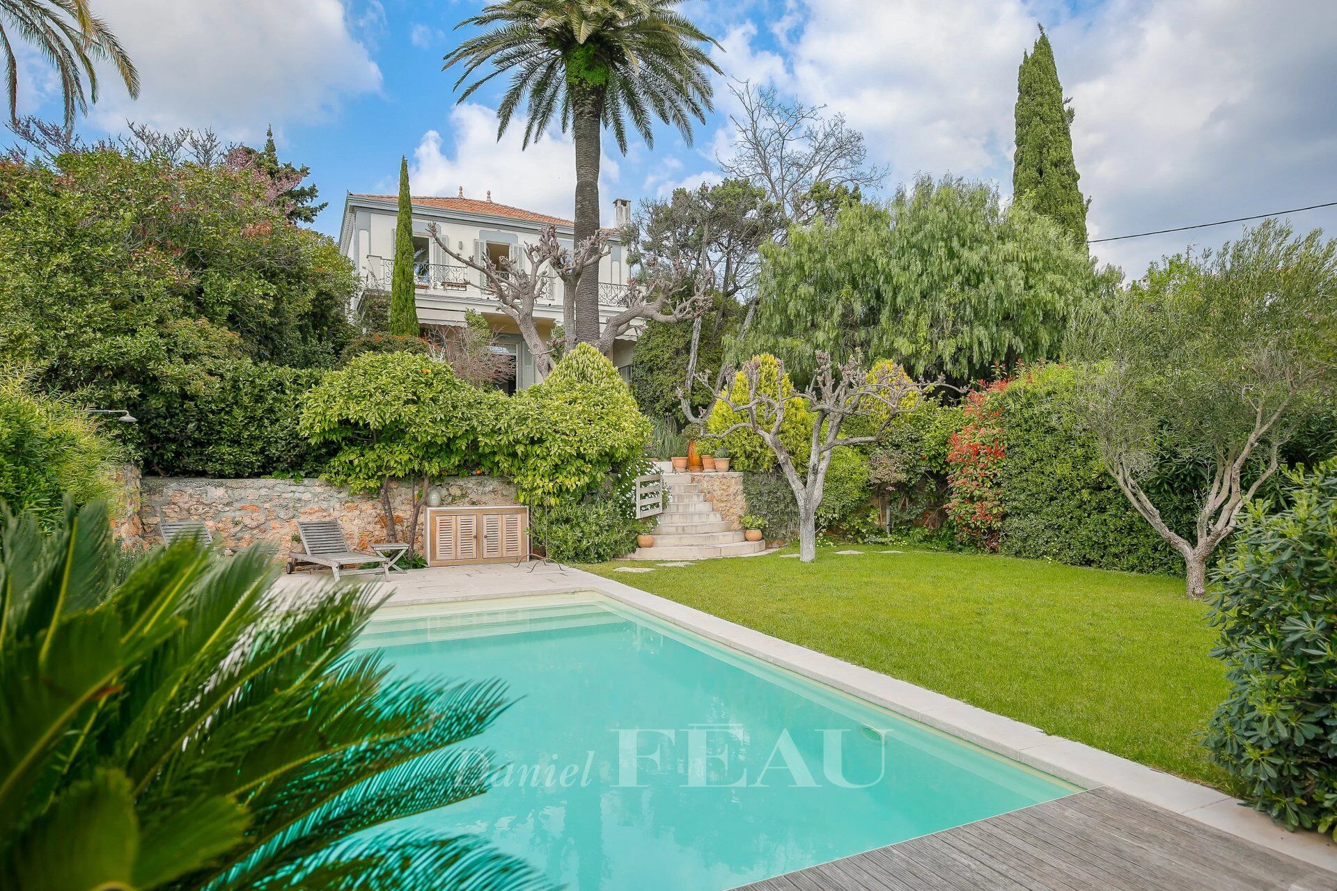 Villa / Maison  T6 à vendre Sanary-sur-Mer 83110