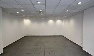 Commerce 1 Pièce  m² à louer à Oullins-Pierre-Bénite (69600)