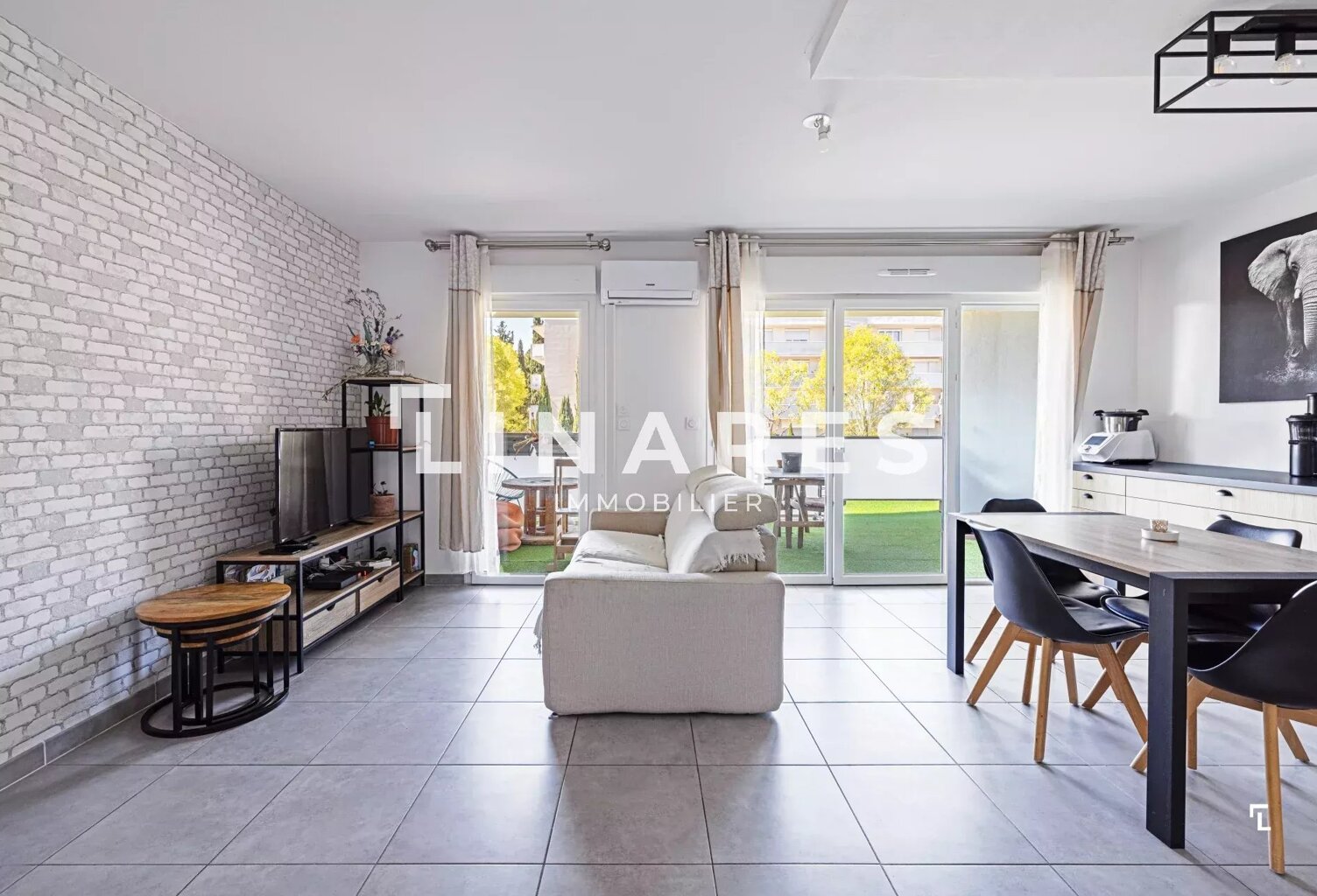 LE HAVRE DES CAILLOLS - Appartement T3 de 63m2 - Terrasse - Box — photo 1