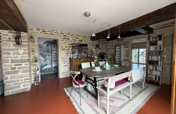 SECTEUR CHEMAUDIN, À 10 MIN DE L'HÔPITAL – BELLE MAISON DE CARACTÈRE DE 250 M² AVEC PISCINE — photo 3