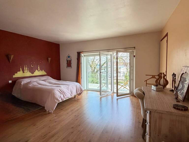 SECTEUR CHEMAUDIN, À 10 MIN DE L'HÔPITAL – BELLE MAISON DE CARACTÈRE DE 250 M² AVEC PISCINE — photo 1