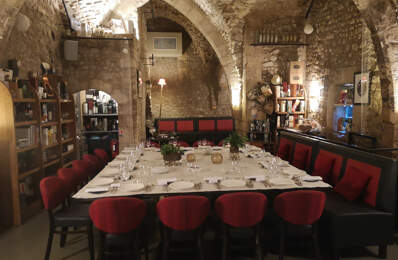 Bail d'un Restaurant Atypique - lieu Historique - Orléans ce — photo du bien