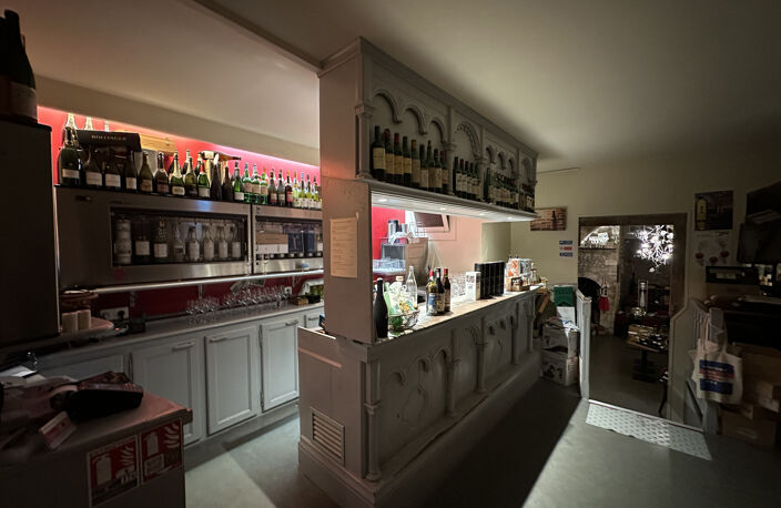 Bail d'un Restaurant Atypique - lieu Historique - Orléans ce — photo 2