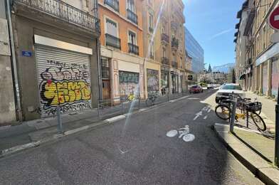 Commerce 2 pièces 87000 €