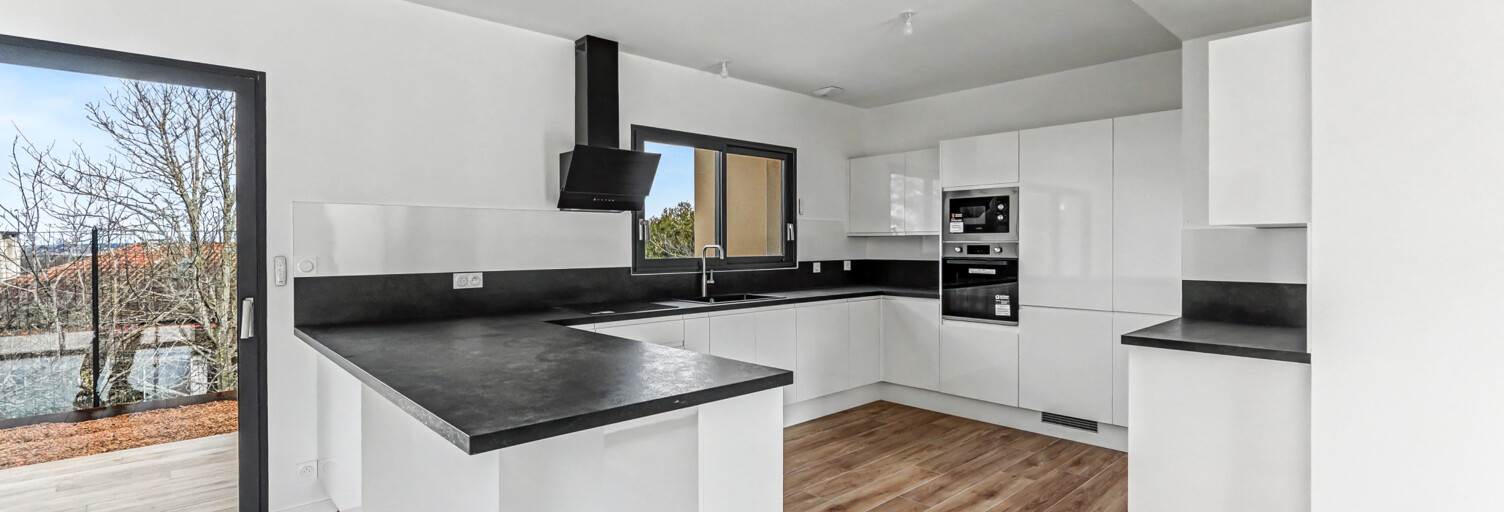 Maison 5 Pièces 121 m² à louer à Pompertuzat (31450)