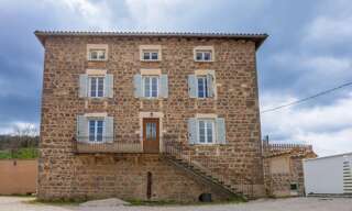 Maison 7 Pièces 190 m² à vendre à Vaux-en-Beaujolais (69460)