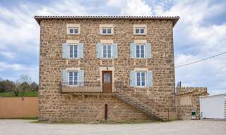 Maison 7 Pièces 190 m² à vendre à Vaux-en-Beaujolais (69460)