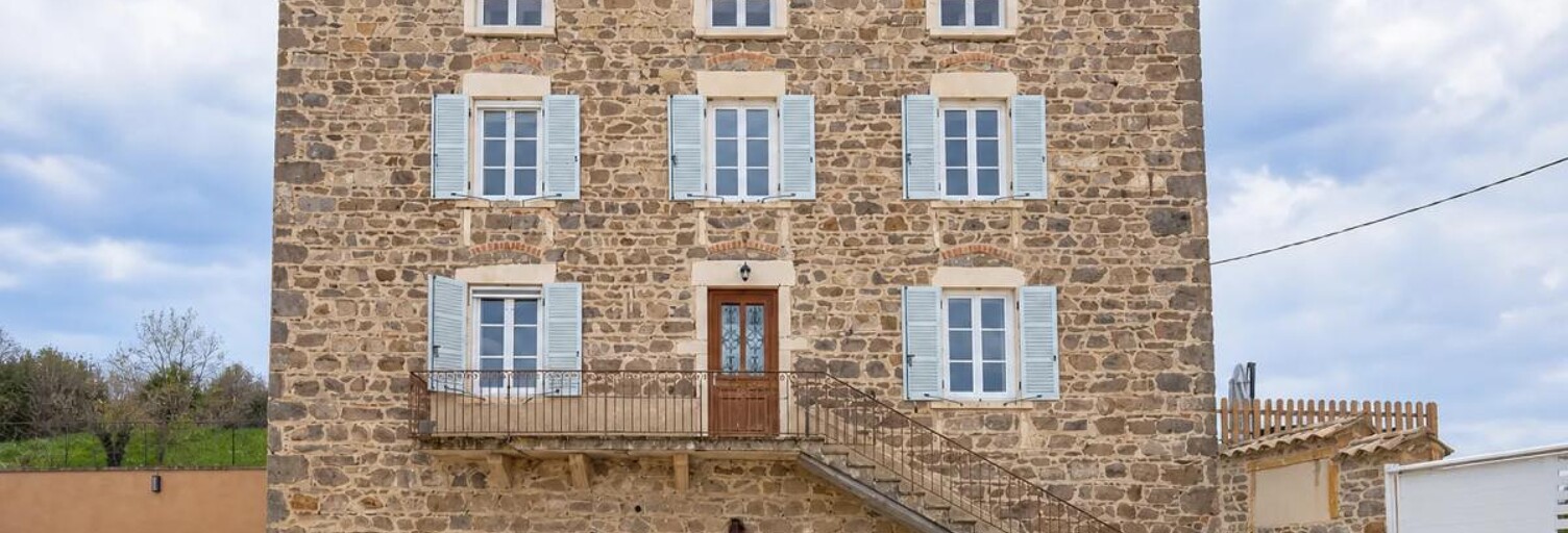 Maison 7 Pièces 190 m² à vendre à Vaux-en-Beaujolais (69460)